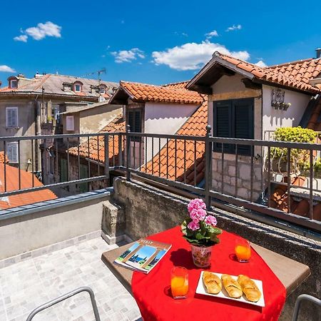 Rooftop City View Apartment In The Palace Walls Split Ngoại thất bức ảnh