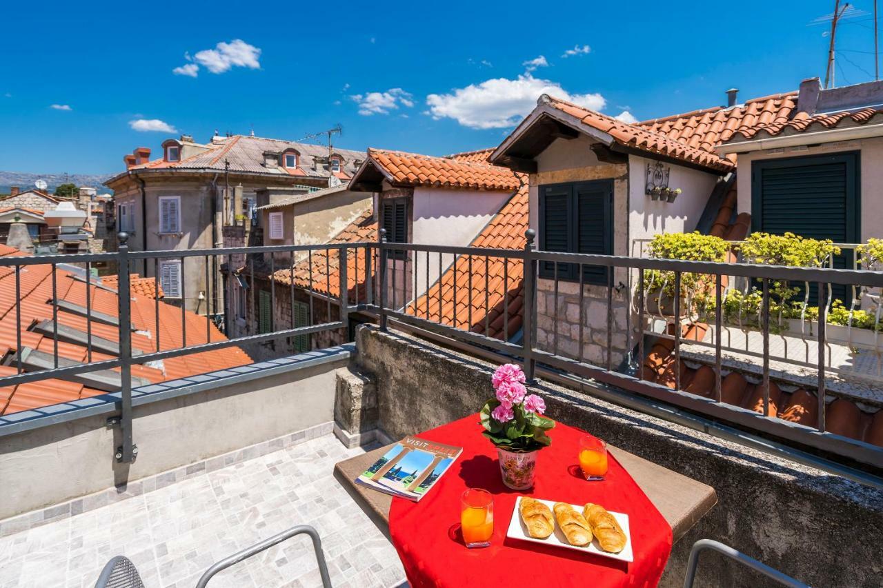 Rooftop City View Apartment In The Palace Walls Split Ngoại thất bức ảnh