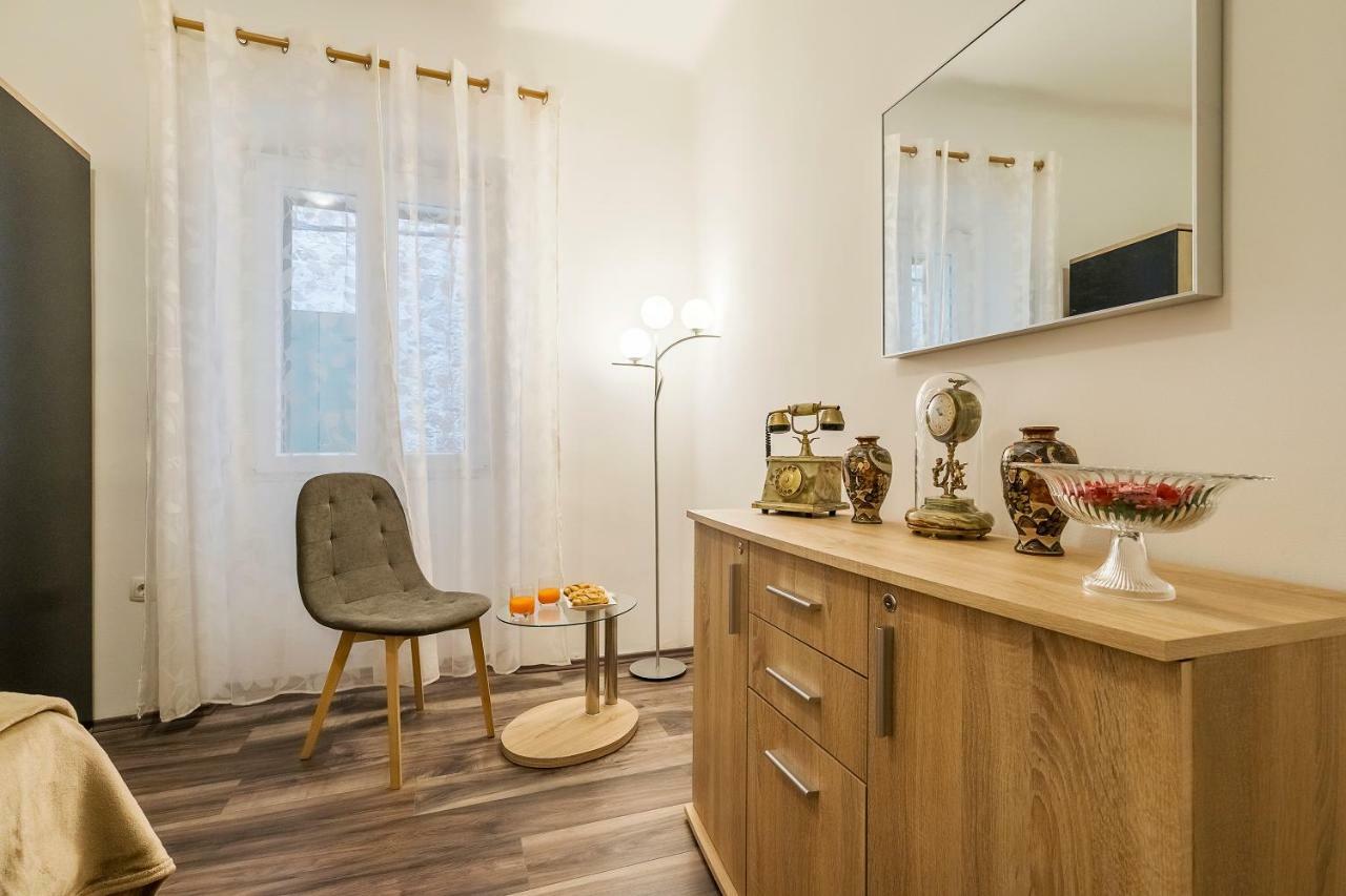 Rooftop City View Apartment In The Palace Walls Split Ngoại thất bức ảnh